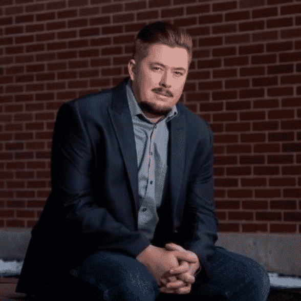 kyle-pearson Jane's husband and co-owner of 1 Percent Lists Mile High